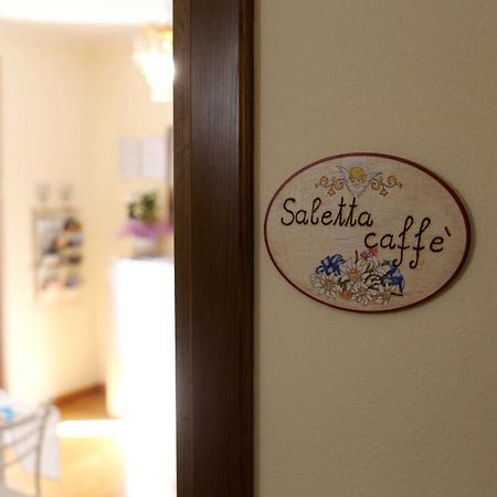 Bed and Breakfast La Casa Di Pimpi Дезенцано-дель-Гарда Экстерьер фото